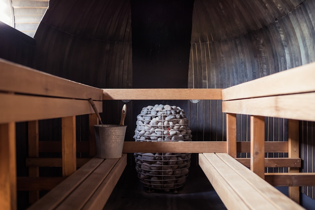 Capsule Hôtel à Osaka avec Sauna Inclus : Le Guide Complet pour une Expérience Authentique