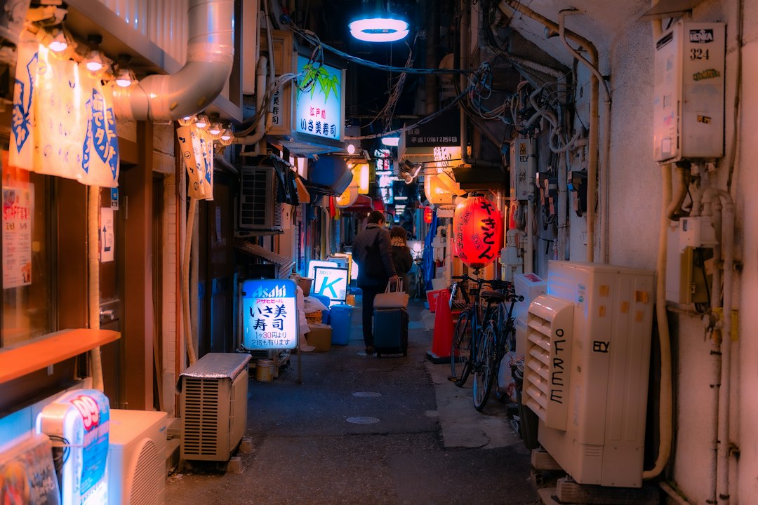 Capsule Hôtel Design à Shibuya : Le Guide Ultime pour Jeunes Voyageurs