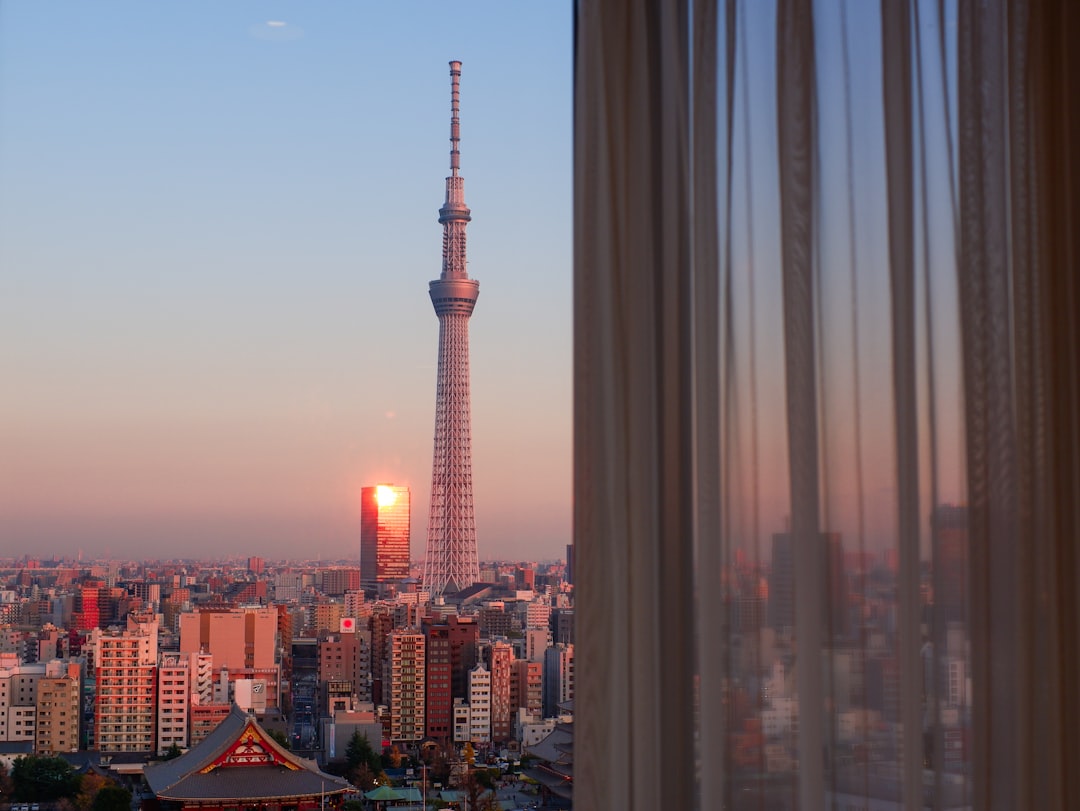 Hotel Bintang Lima Tokyo dengan Onsen Pribadi di Kamar: Panduan Lengkap Liburan Mewah
