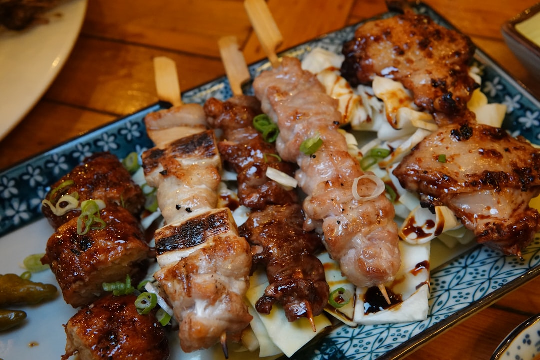 Kuliner Yakitori Terbaik di Tokyo: Panduan Lengkap untuk Pecinta Ayam Bakar Jepang
