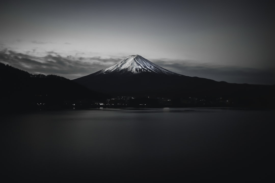 Menelusuri Lokasi Syuting Your Name: Petualangan Anime Makoto Shinkai di Jepang