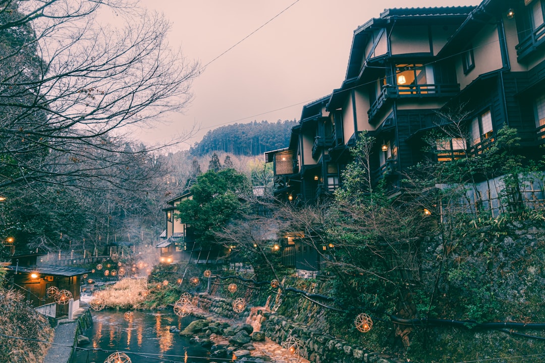 10 Ryokan Private Onsen Terbaik di Hakone untuk Liburan Romantis