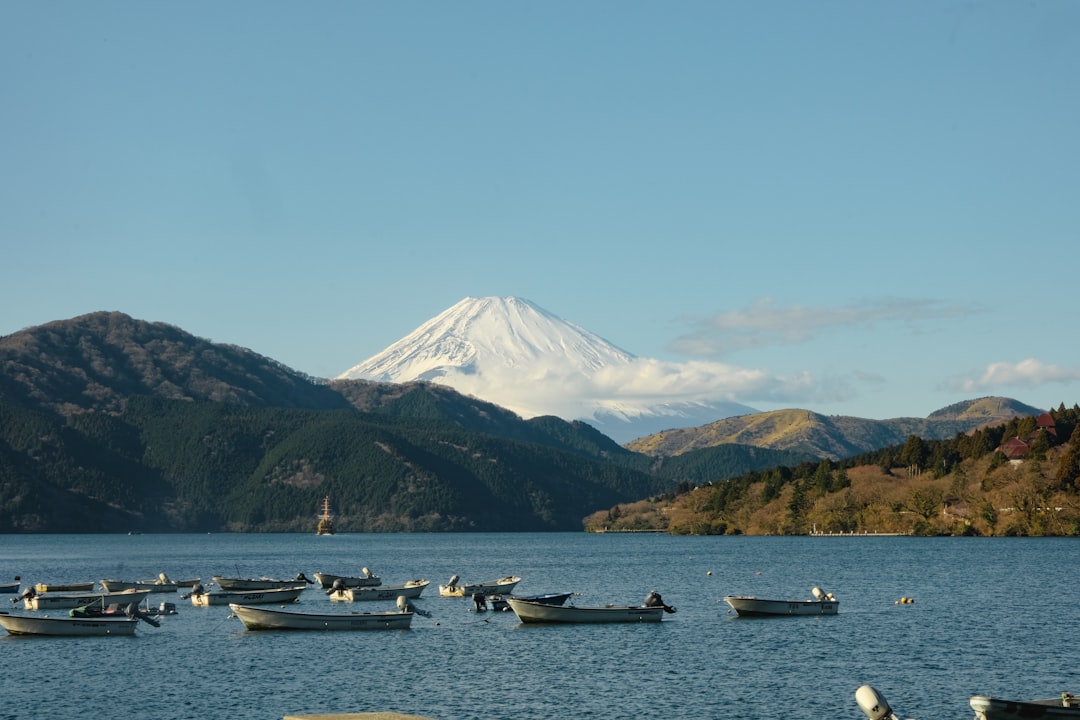 Panduan Lengkap Wisata Taman Nasional Fuji Hakone Izu: Destinasi Alam Terbaik di Jepang