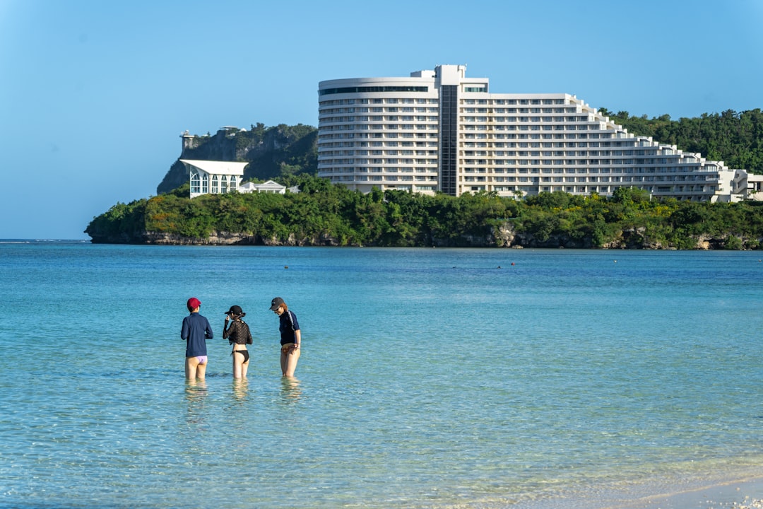 10 Resort Pantai Terbaik di Okinawa untuk Liburan Keluarga