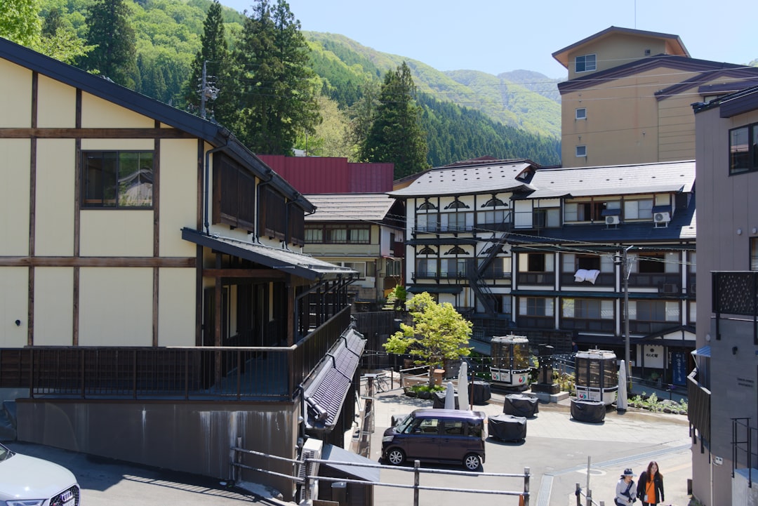 10 Kota Onsen Terbaik untuk Healing di Jepang
